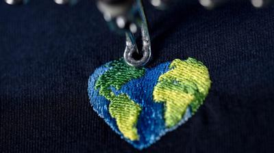 Coloreel embriodery-heart Earth